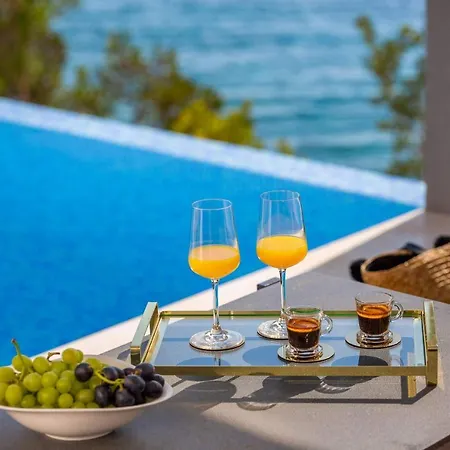 别墅 Beachfront Extravaganza With Infinity Pool