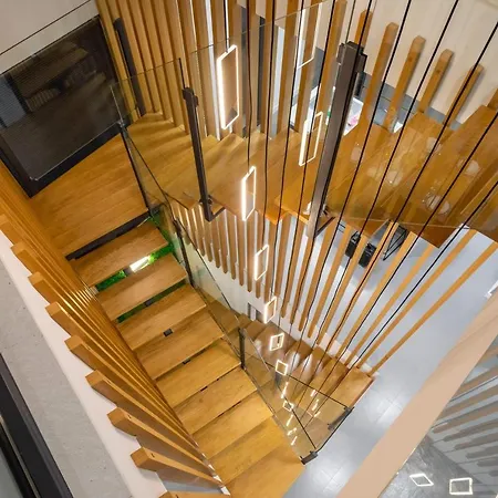 Beachfront Extravaganza With Infinity Pool *