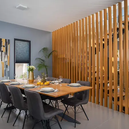 Villa Beachfront Extravaganza With Infinity Pool Vinisce