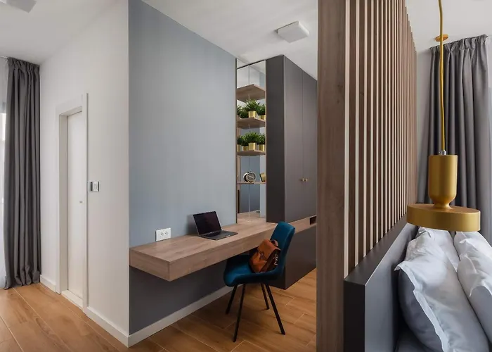 Beachfront Extravaganza With Infinity Pool Villa Vinišće